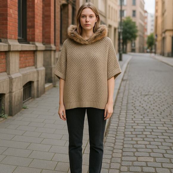 Linda Richards Wool Blend Fur-Trimmed Knit Poncho Raccoon Fur Collar NWT - Picture 2 of 13